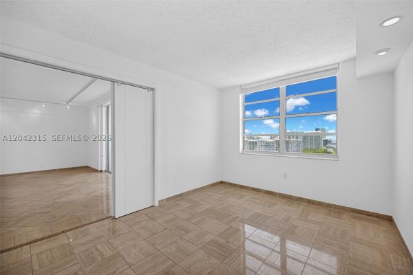 Commodore Plaza Tower, 2750 NE 183rd St #2410, Aventura, Florida 33160, image 2
