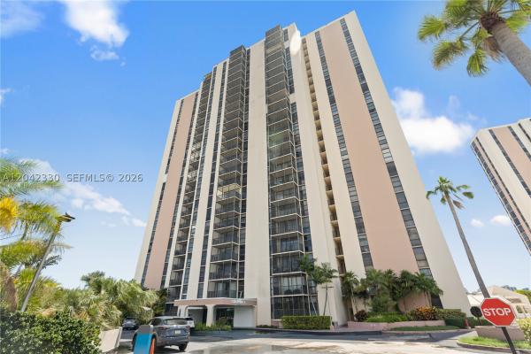 Coronado Tower 2, 20301 W Country Club Dr #2122, Aventura, Florida 33180, image 3