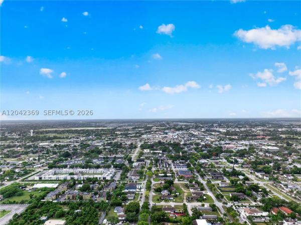 Downer Palms, 121 NE 18th St, Homestead, Florida 33030, image 1