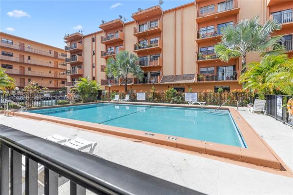 Westland, 1800 W 54th St #209, Hialeah, Florida 33012, image 1