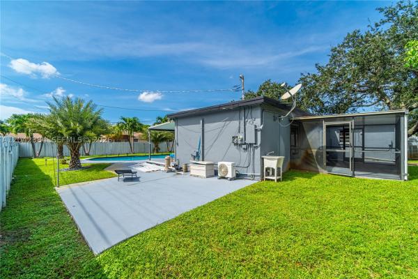 Hollywood Hills, 3338 Taft St, Hollywood, Florida 33021, image 2