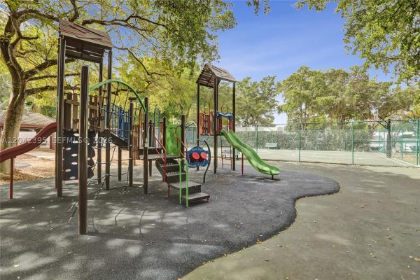 2000 Towerside Ter #TS-8, Unincorporated Dade County, Florida 33138, image 3