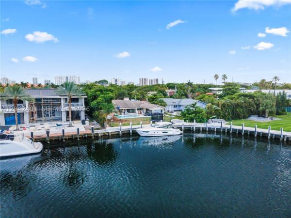 Golden Isles, 496 Holiday Dr, Hallandale Beach, Florida 33009, image 3