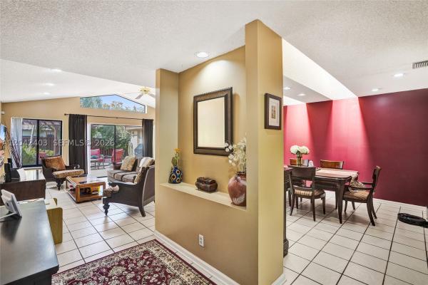 Cross Creek At Jacaranda, 9355 NW 18th Pl, Plantation, Florida 33322, image 2
