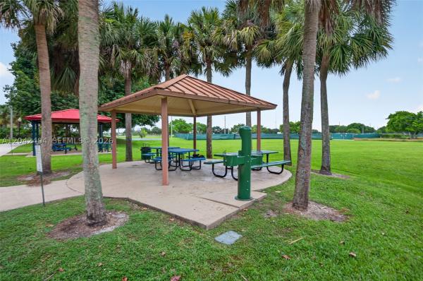 Gardens At Huntington, 4950 SW 152nd Ave, Miramar, Florida 33027, image 1
