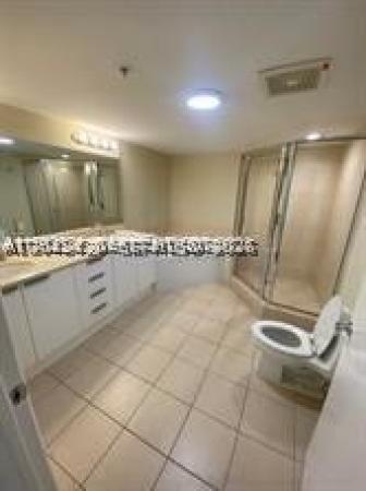 La Perla, 16699 Collins Ave #1706, Sunny Isles Beach, Florida 33160, image 2