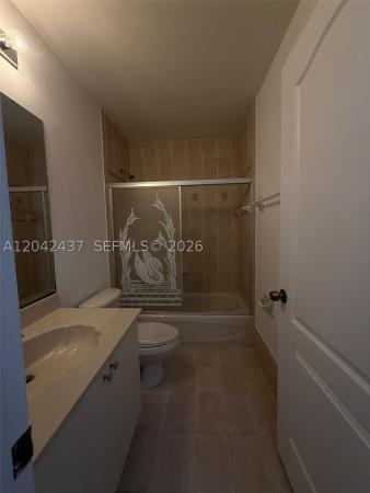 17640 NW 73rd Ave #200-19, Hialeah, Florida 33015, image 2