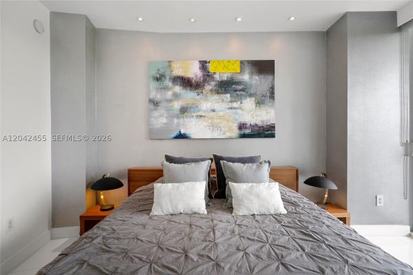 Trump Royale, 18201 Collins Ave #603, Sunny Isles Beach, Florida 33160, image 2