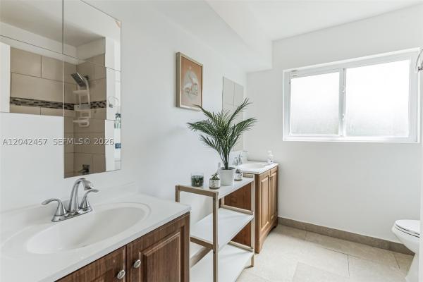 Hollywood Hills, 633 N Crescent Dr, Hollywood, Florida 33021, image 2
