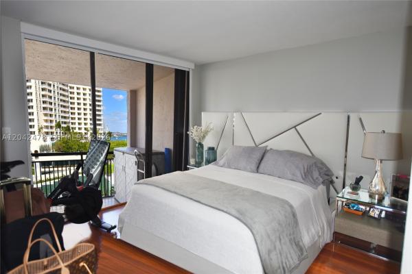 Brickell Key Two, 540 Brickell Key Dr #1513, Miami, Florida 33131, image 2