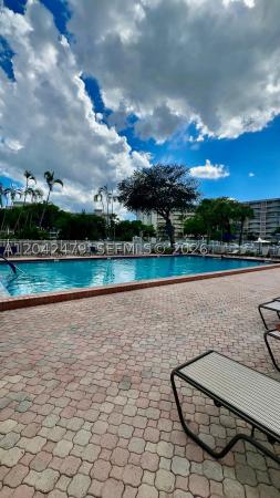 Palm-Aire Country Club 2, 2671 S Course Dr #208, Pompano Beach, Florida 33069, image 2