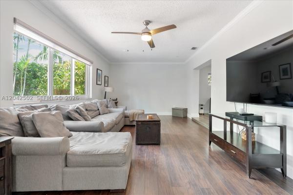 1900 NE 210th St, Unincorporated Dade County, Florida 33179, image 1