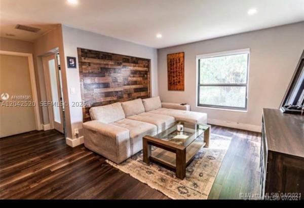 Karanda Village 3, 3833 Cocoplum Cir #3593, Coconut Creek, Florida 33063, image 1