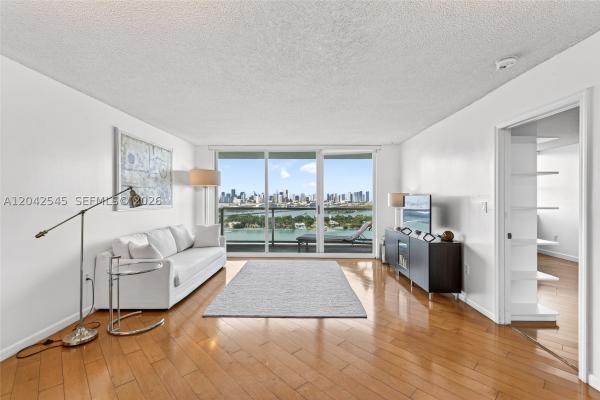 Miami Beach, Florida 33139, image 2