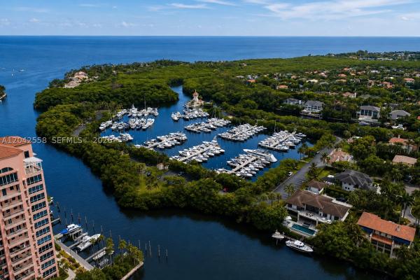 Edgewater Of Coral Gables, 35 Edgewater Dr #107, Coral Gables, Florida 33133, image 3