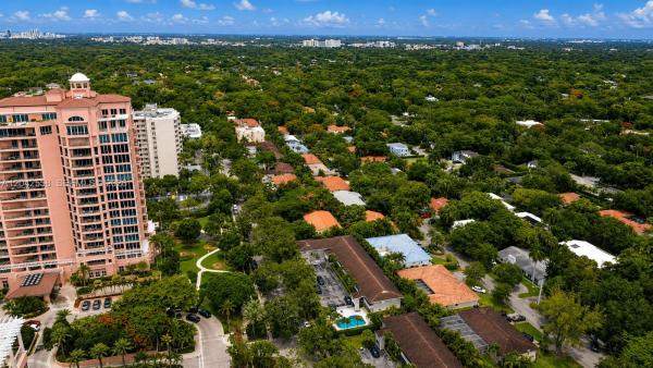 Edgewater Of Coral Gables, 35 Edgewater Dr #107, Coral Gables, Florida 33133, image 1