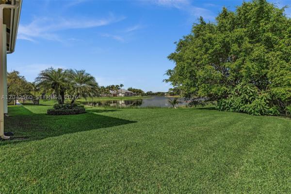 Meadowood, 2733 Meadowood Dr, Weston, Florida 33332, image 3