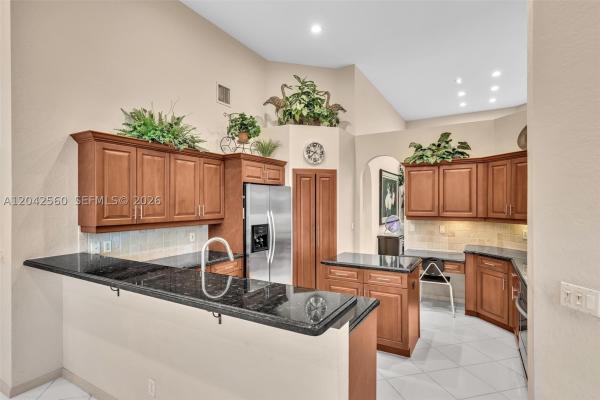 Meadowood, 2733 Meadowood Dr, Weston, Florida 33332, image 2