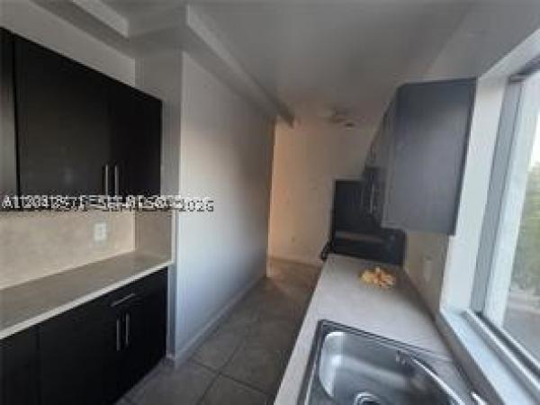 2389 NW 26th St #5, Miami, Florida 33142, image 1