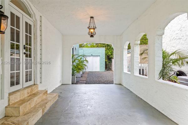 Granada, 1209 La Mancha Ave, Coral Gables, Florida 33134, image 3