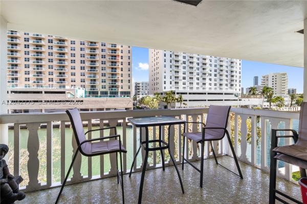 Isle Of Paradise, 450 Paradise Isle Blvd #302, Hallandale Beach, Florida 33009, image 1