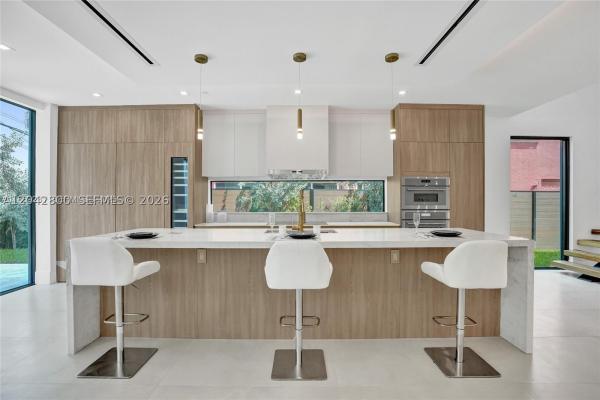 Livermore Estates, 1825 NE 26th Ave #1, Fort Lauderdale, Florida 33305, image 2