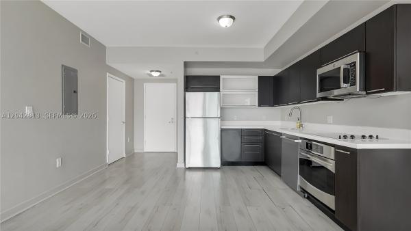 The Ivy At Riverfront, 90 SW 3rd St #3003, Miami, Florida 33130, image 1
