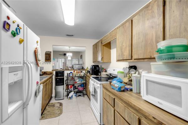 1491 NW 95th Ter #201, Pembroke Pines, Florida 33024, image 1