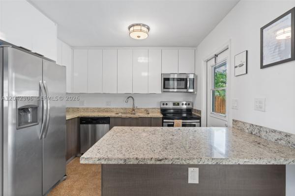 1250 NE 23rd Pl, Pompano Beach, Florida 33064, image 2