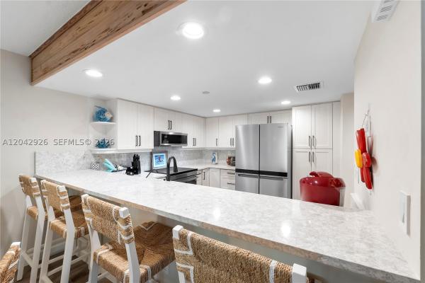 Oak Harbour, 522 Oak Harbour Dr, Juno Beach, Florida 33408, image 3