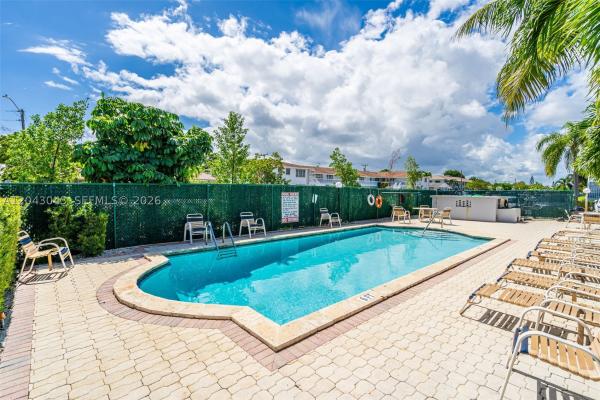 Doria, 2175 NE 56th St #211, Fort Lauderdale, Florida 33308, image 2