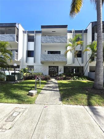 Michelle, 3582 NE 171st St #307, North Miami Beach, Florida 33160, image 1