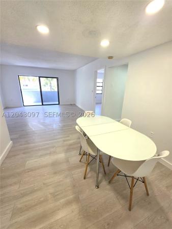 Michelle, 3582 NE 171st St #307, North Miami Beach, Florida 33160, image 3