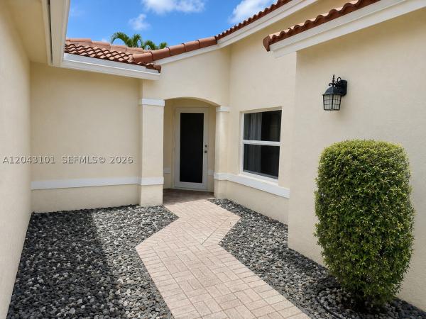Misty Harbor At Silver Lakes, 17905 SW 10th Ct #1, Pembroke Pines, Florida 33029, image 2