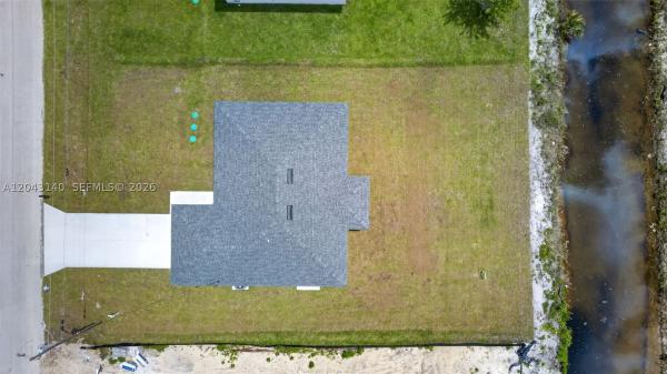 704 E Carbon, Lehigh Acres, Florida 33974, image 2