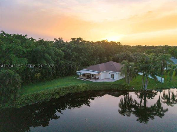 Pebble Creek At Jacaranda, 720 S Old Nob Hill Rd, Plantation, Florida 33324, image 1