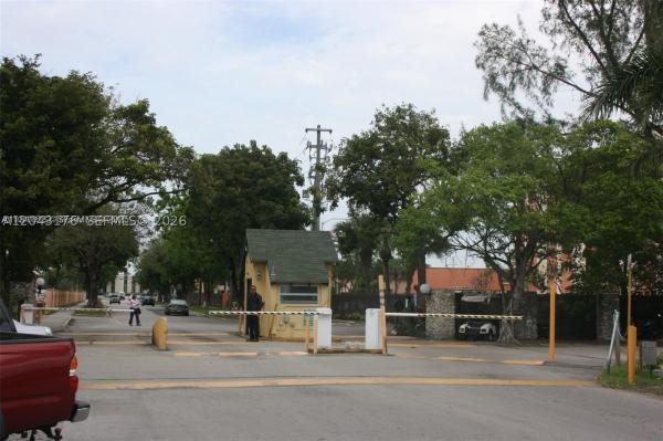 Samari Lake East, 10000 NW 80th Ct #2147, Hialeah Gardens, Florida 33016, image 1