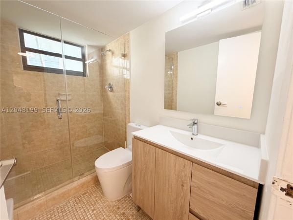Oceanfront Plaza, 2625 Collins Ave #215, Miami Beach, Florida 33140, image 1