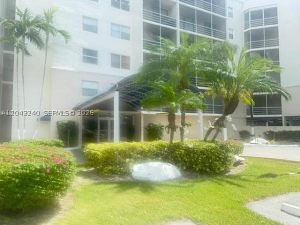 Carlton Bay, 2821 N Miami Beach Blvd #2C, North Miami Beach, Florida 33160, image 1