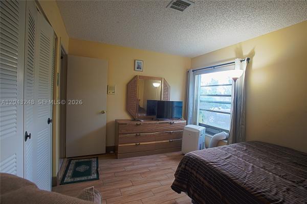 5889 NW 198th Ter, Hialeah, Florida 33015, image 2