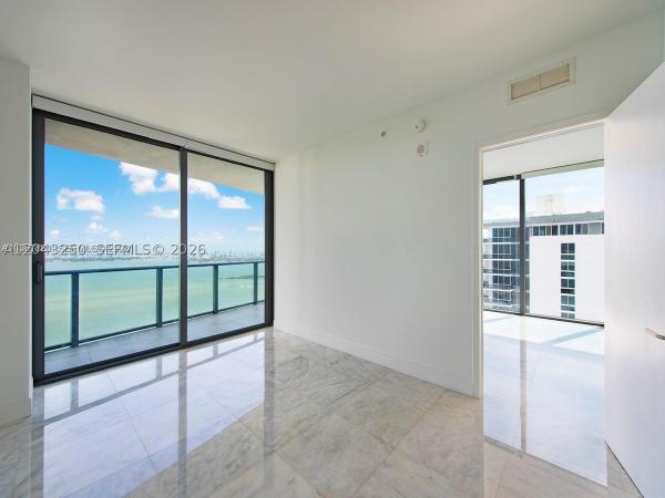 Icon Bay, 460 NE 28th St #3608, Miami, Florida 33137, image 3