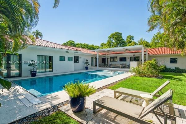 Coral Gables Country Club, 1035 Catalonia Ave, Coral Gables, Florida 33134, image 1