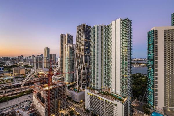 Paramount Miami Worldcenter, 851 NE 1st Ave #3403, Miami, Florida 33132, image 2