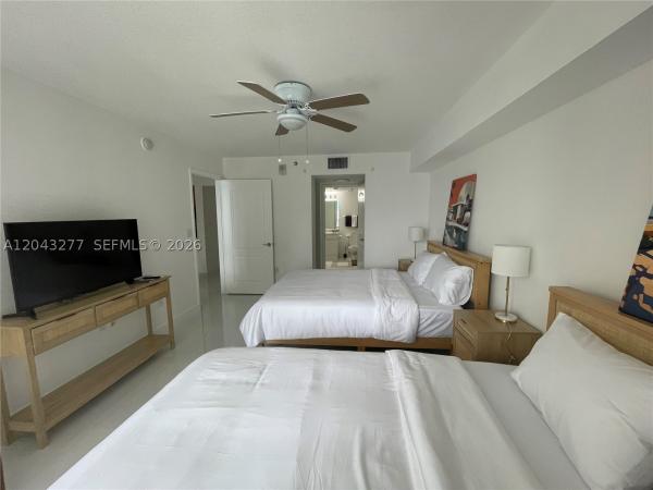 The Club At Brickell Bay, 1200 Brickell Bay Dr #3104, Miami, Florida 33131, image 2