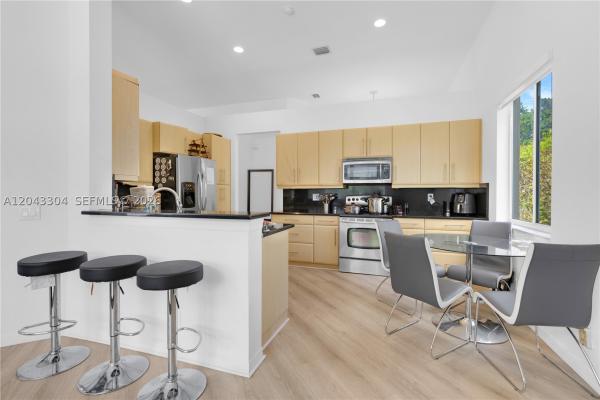 Camellia Island, 1102 Camellia Cir, Weston, Florida 33326, image 3