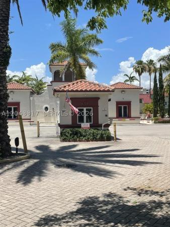 Villas Of Pinecrest, 6705 N Kendall Dr #312, Pinecrest, Florida 33156, image 2