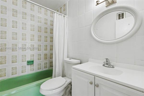 Beverly Hills, 5300 Washington St #229K, Hollywood, Florida 33021, image 2