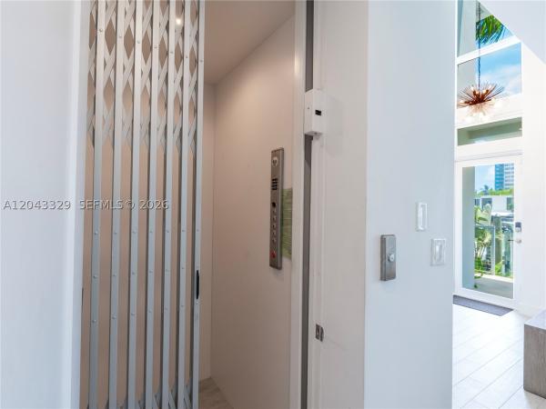 51 N Shore Dr, Miami Beach, Florida 33141, image 2