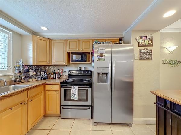 The Mooring Of PineCrest, 1400 NE 57th Ct #207, Fort Lauderdale, Florida 33334, image 2
