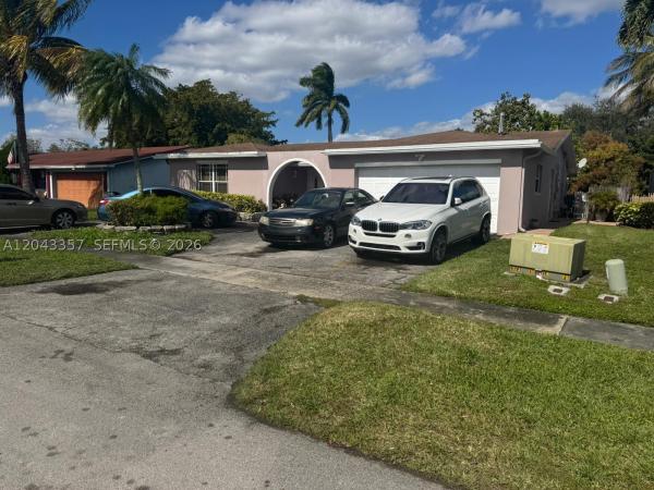 Sunrise Golf Village, 9451 NW 20th Pl, Sunrise, Florida 33322, image 2